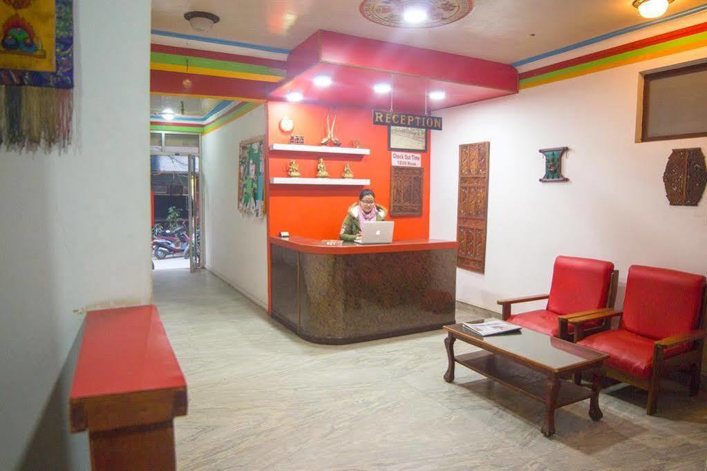 Oyo 166 Kathmandu Tourist Home Exterior photo